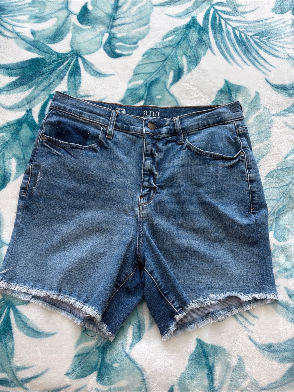 A.N.A Mid Distressed Blue Denim Frayed Hem Jean Shorts Size 12